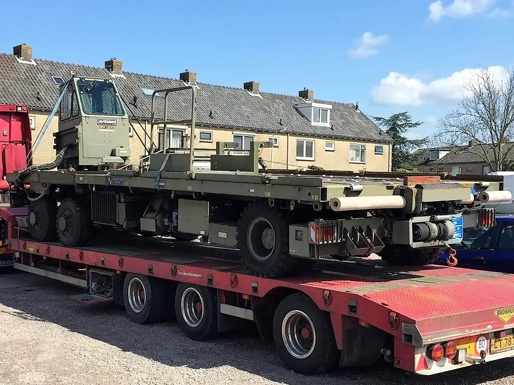 AVIOGEI 1PM/1200 - Товарач на контейнери/ Палети: снимка 1 AVIOGEI 1PM/1200 - Товарач на контейнери/ Палети: снимка 1