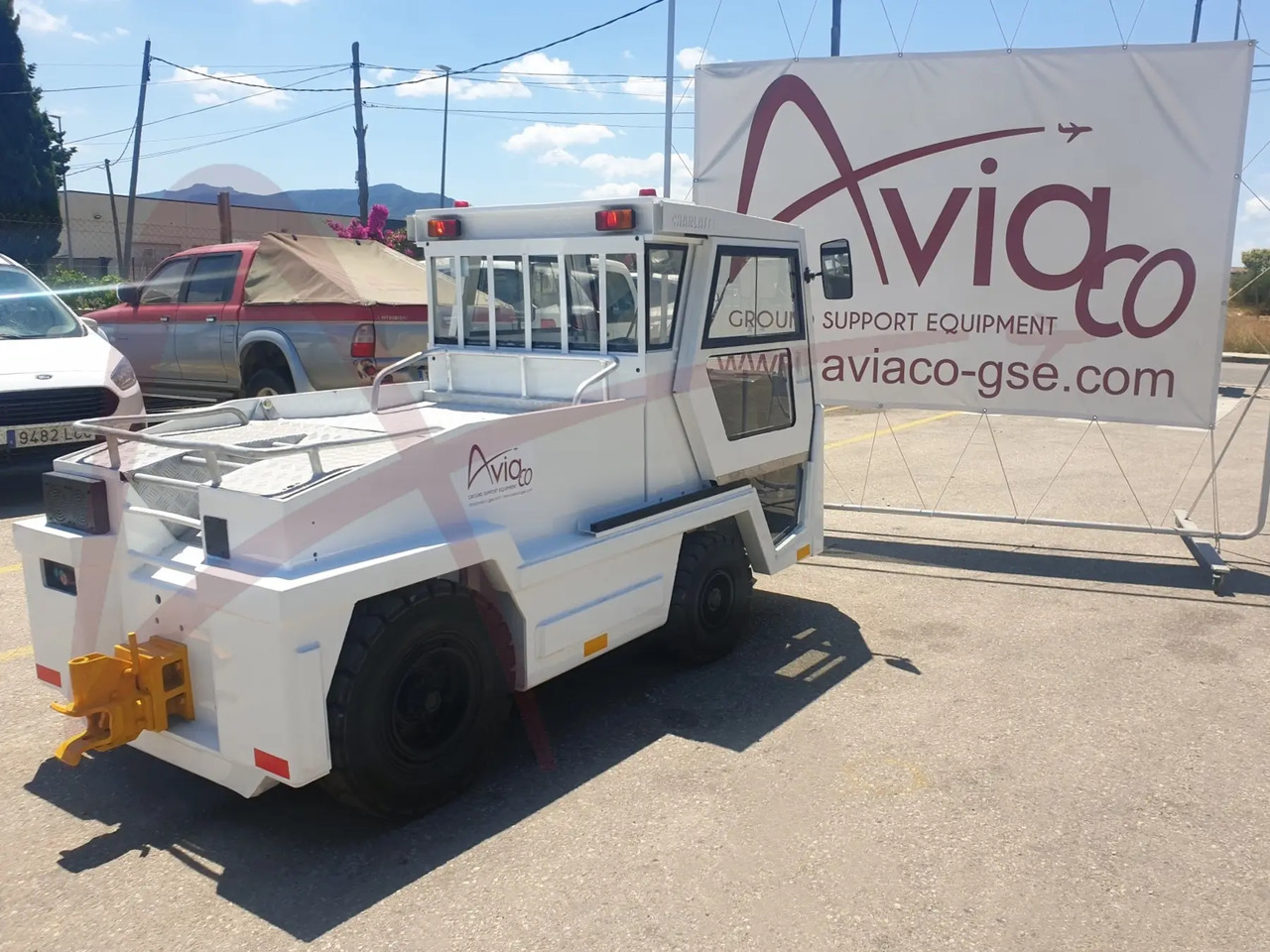 CHARLATTE T135 AC - Влекач за багаж: снимка 1 CHARLATTE T135 AC - Влекач за багаж: снимка 1