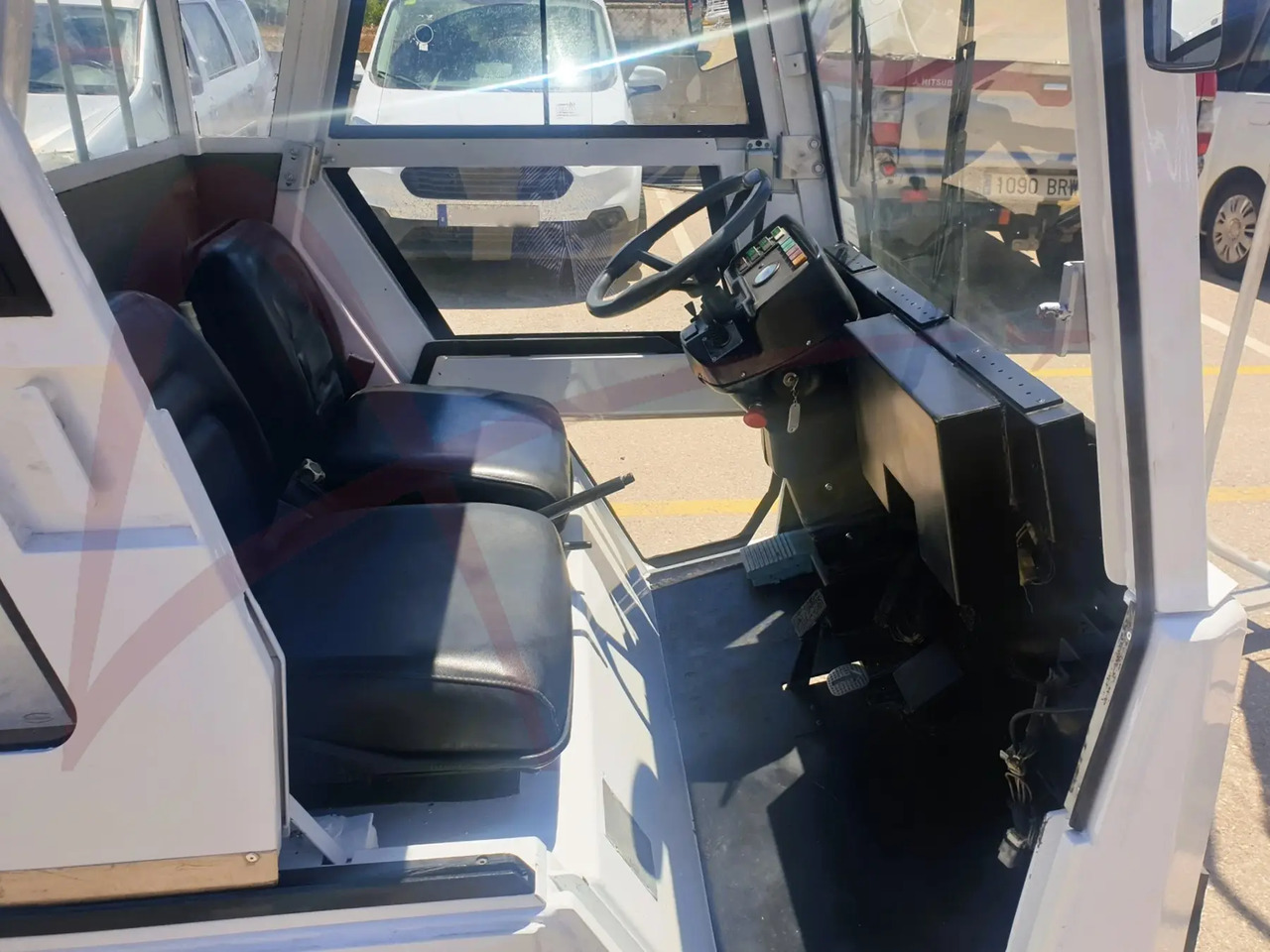 CHARLATTE T135 AC - Влекач за багаж: снимка 4 CHARLATTE T135 AC - Влекач за багаж: снимка 4