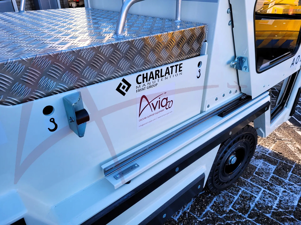 CHARLATTE T135 EVO - Влекач за багаж: снимка 4 CHARLATTE T135 EVO - Влекач за багаж: снимка 4