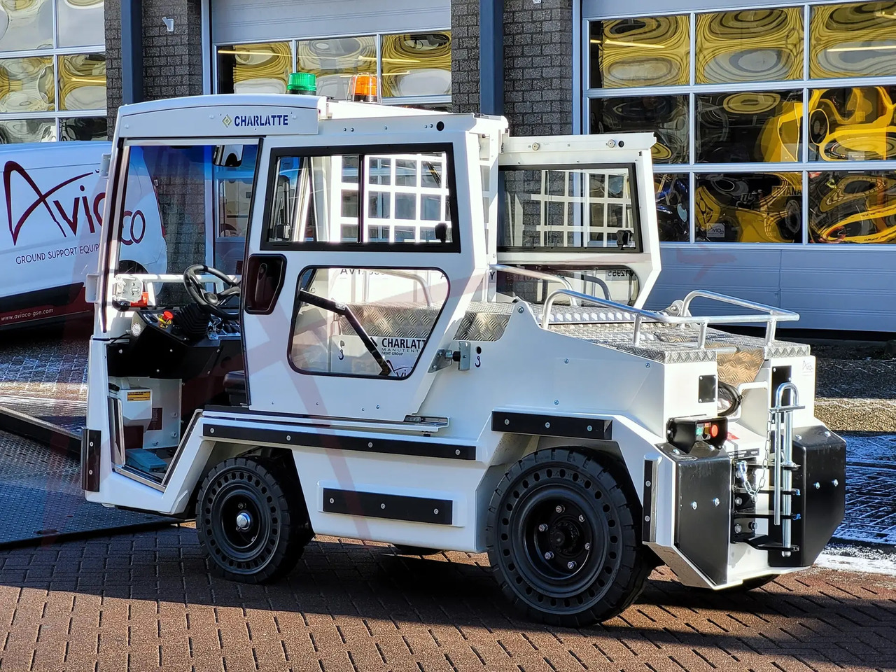 CHARLATTE T135 EVO - Влекач за багаж: снимка 3 CHARLATTE T135 EVO - Влекач за багаж: снимка 3