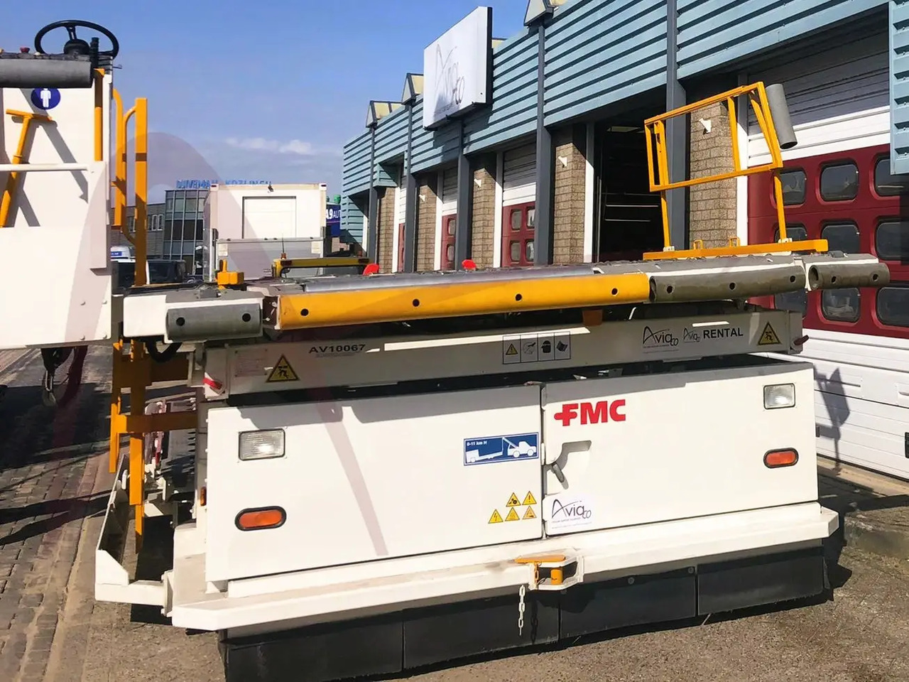FMC COMMANDER 15iW - Товарач на контейнери/ Палети: снимка 1 FMC COMMANDER 15iW - Товарач на контейнери/ Палети: снимка 1