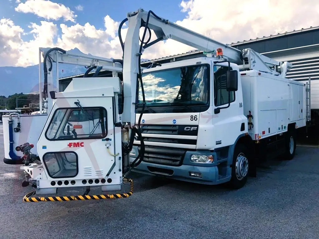 FMC LMD 2000 - Размразител на самолети: снимка 1 FMC LMD 2000 - Размразител на самолети: снимка 1