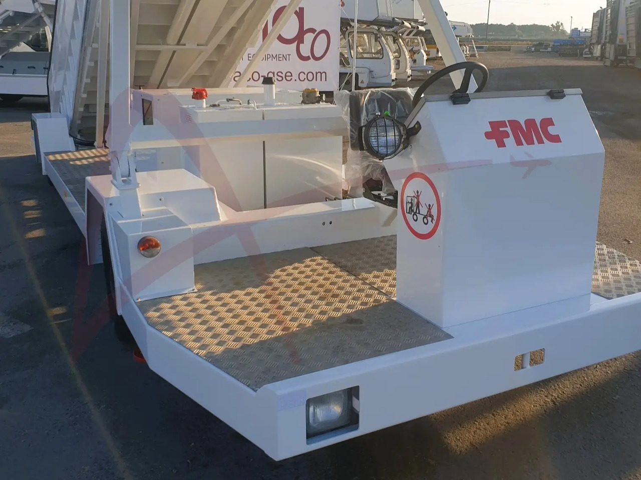 FMC UDS2 - Пътническа стълба: снимка 3 FMC UDS2 - Пътническа стълба: снимка 3