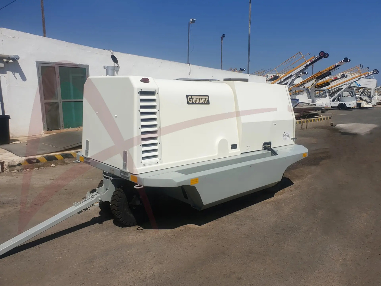 GUINAULT GA120V18D2100 - Наземно съоръжение за електрозахранване: снимка 1 GUINAULT GA120V18D2100 - Наземно съоръжение за електрозахранване: снимка 1