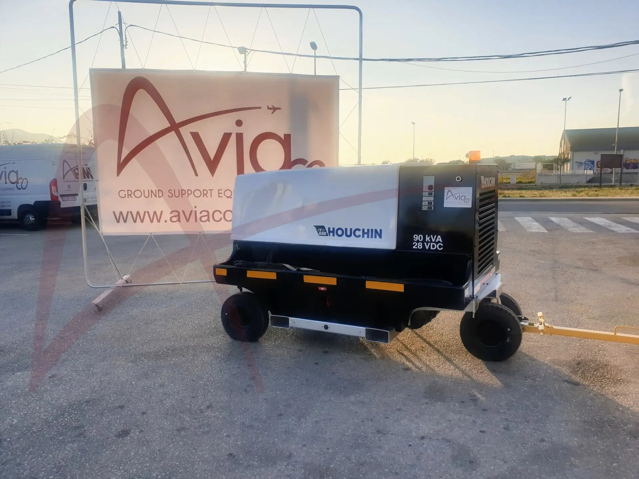 ITW GSE 4400 - Наземно съоръжение за електрозахранване: снимка 1 ITW GSE 4400 - Наземно съоръжение за електрозахранване: снимка 1