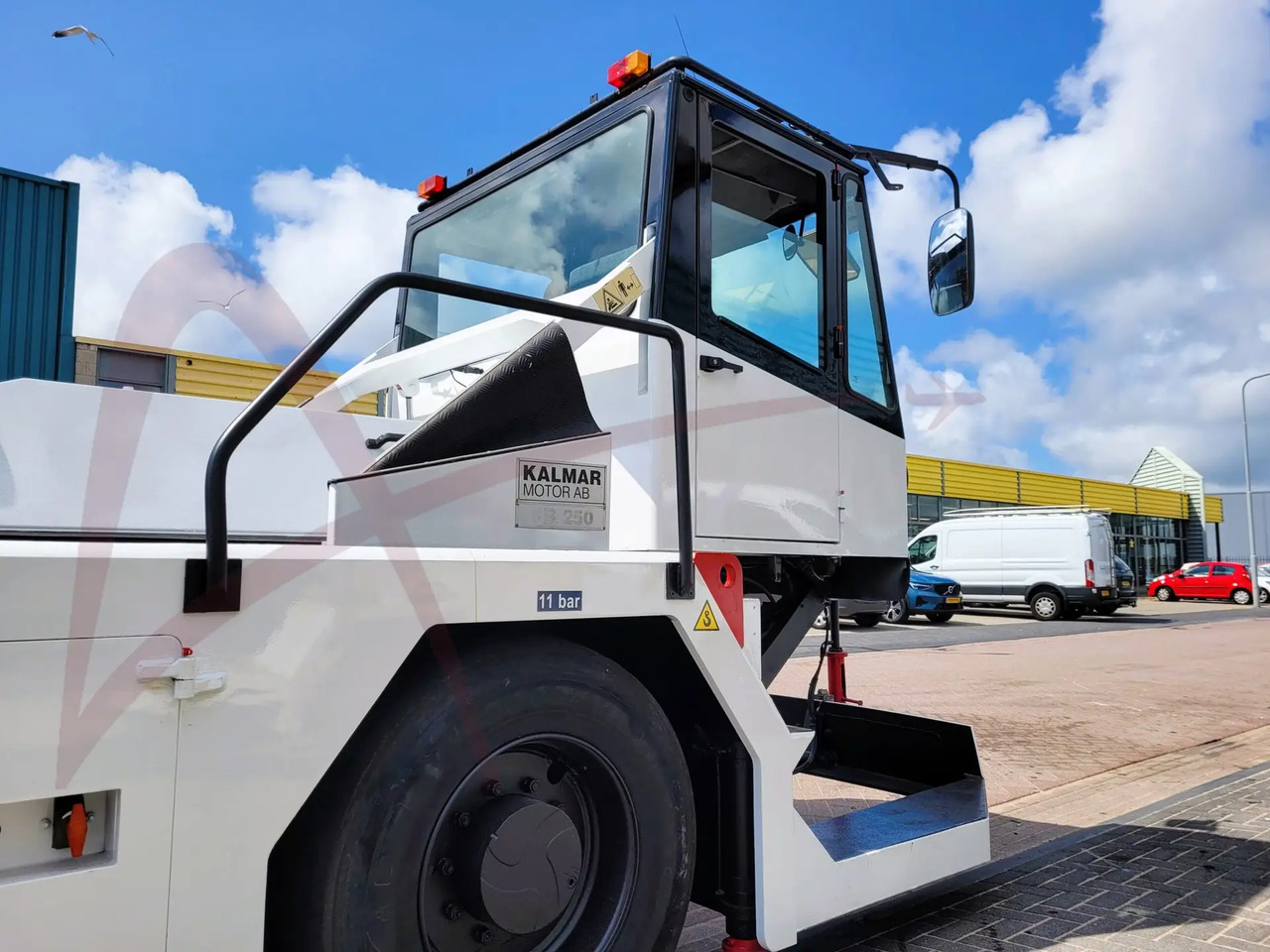 KALMAR MOTOR AB FB 250 - Влекач на самолети: снимка 3 KALMAR MOTOR AB FB 250 - Влекач на самолети: снимка 3