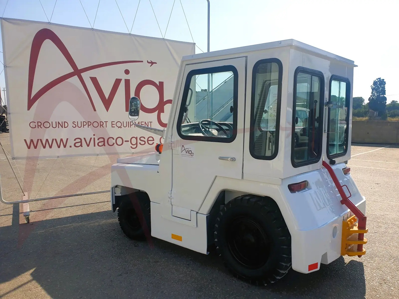 NISSAN FV02 - Влекач за багаж: снимка 2 NISSAN FV02 - Влекач за багаж: снимка 2
