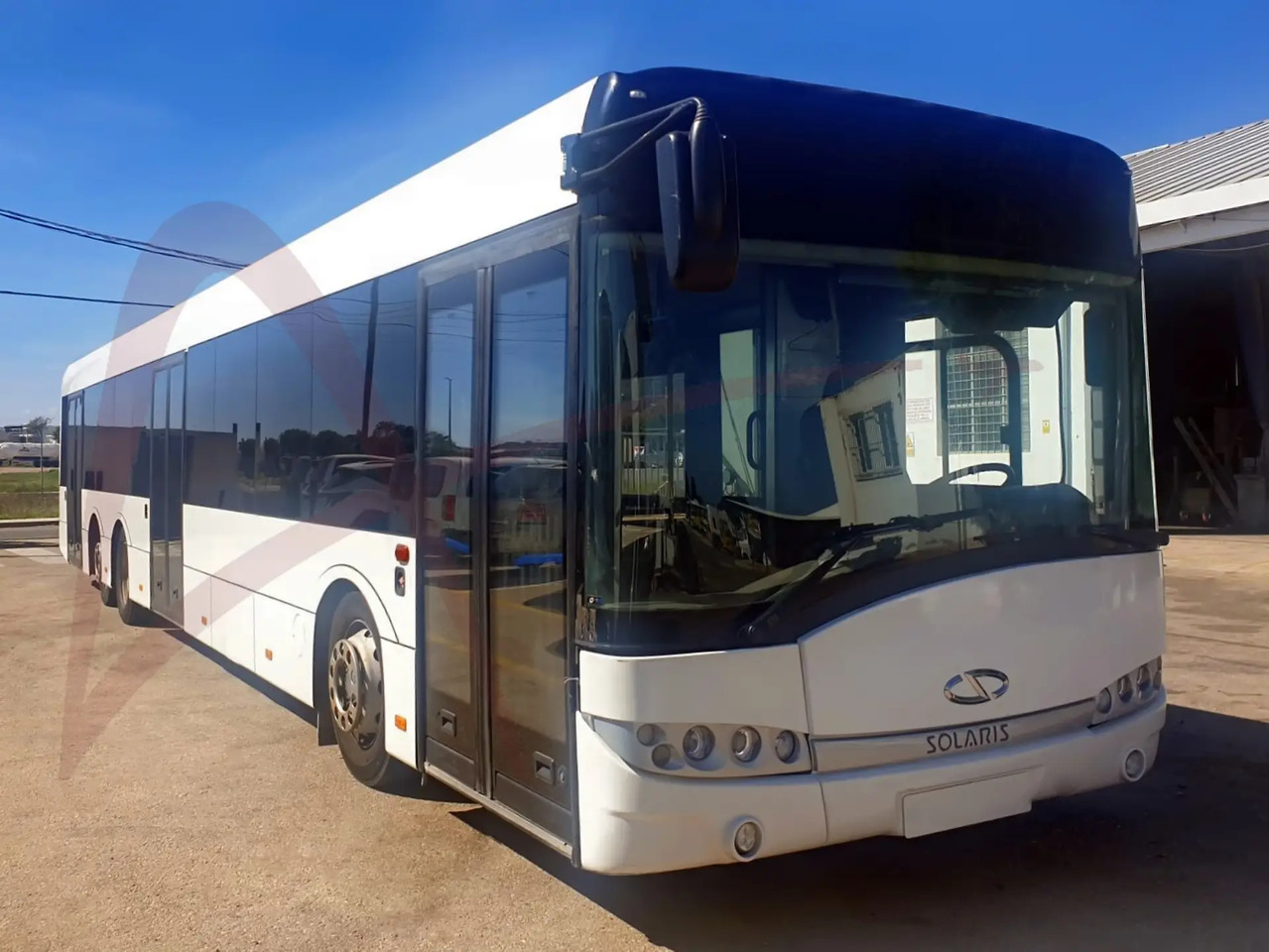 SOLARIS URBINO 15 - Летищен автобус: снимка 1 SOLARIS URBINO 15 - Летищен автобус: снимка 1