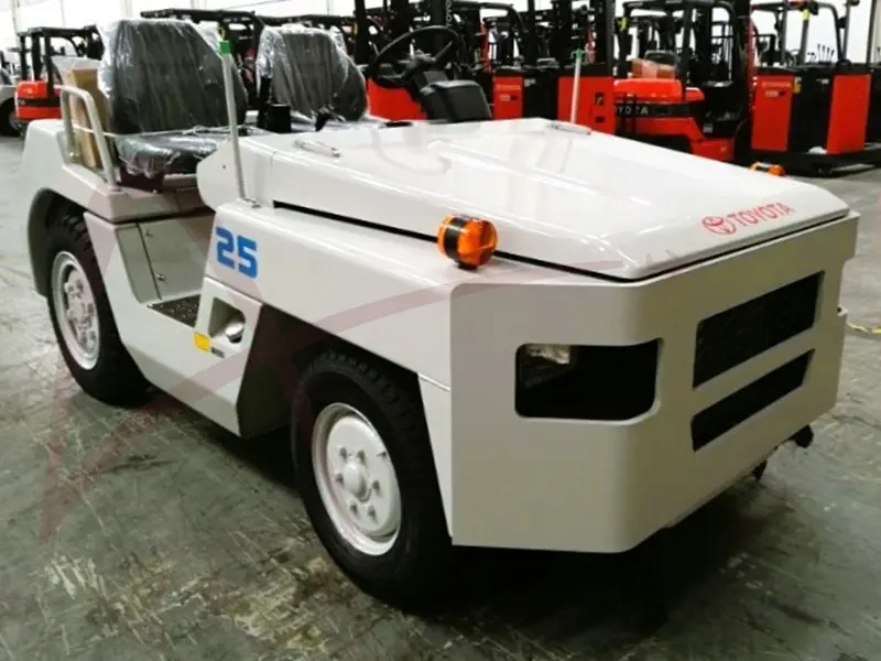 TOYOTA 02-2TD25 - Влекач за багаж: снимка 1 TOYOTA 02-2TD25 - Влекач за багаж: снимка 1