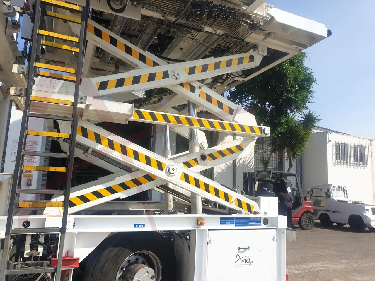 TREPEL CHAMP 140 - Товарач на контейнери/ Палети: снимка 3 TREPEL CHAMP 140 - Товарач на контейнери/ Палети: снимка 3