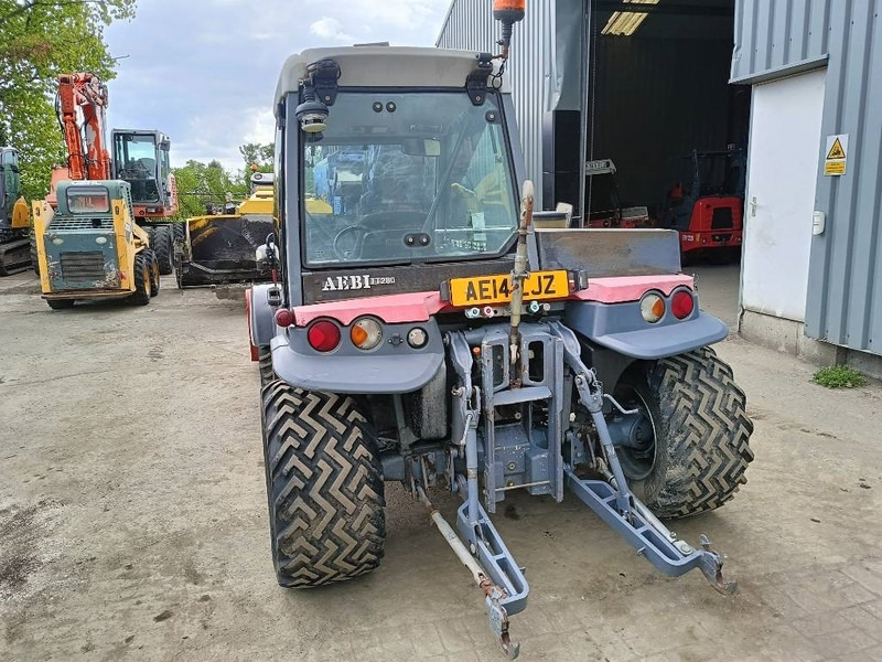 Aebi TT280 aebi tt280 terratrac maaier tractor mower - Трактор: снимка 4 Aebi TT280 aebi tt280 terratrac maaier tractor mower - Трактор: снимка 4