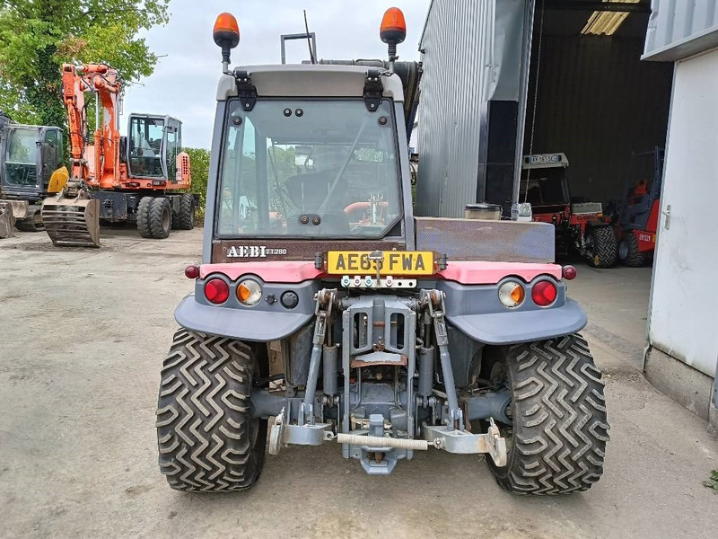 Aebi tt280 TT280 maaier mower airco werktuigdrager CE - Селскостопанско ремарке: снимка 5 Aebi tt280 TT280 maaier mower airco werktuigdrager CE - Селскостопанско ремарке: снимка 5