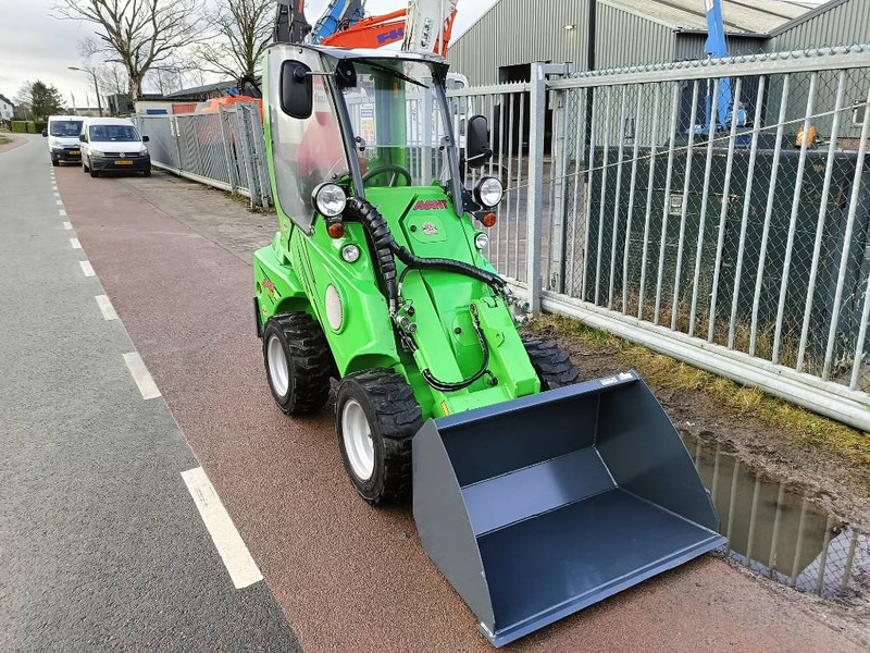 Avant M420 MSDNT mini shovel loader lader 980 kg CE - Мини верижен товарач: снимка 4 Avant M420 MSDNT mini shovel loader lader 980 kg CE - Мини верижен товарач: снимка 4