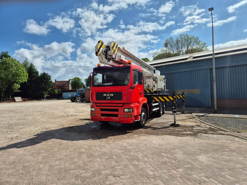 Bronto skylift 28-2T1 28 m hi lift hoogwerker MAN TGA 26. - Автовишка: снимка 2 Bronto skylift 28-2T1 28 m hi lift hoogwerker MAN TGA 26. - Автовишка: снимка 2