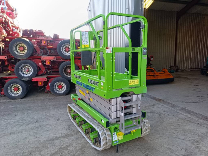 Fronteq FS0610T rups tracked hoogwerker hi lift 8m CE 2022 - Ножична работна платформа: снимка 5 Fronteq FS0610T rups tracked hoogwerker hi lift 8m CE 2022 - Ножична работна платформа: снимка 5