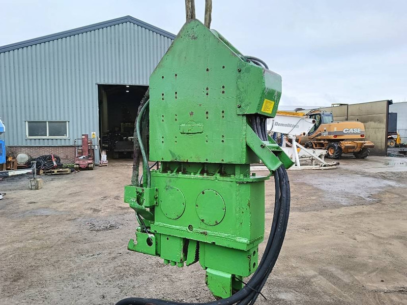 Машина за набиване ICE 216 vibro hammer 2,4 ton+ ICE 175 powerpack c: снимка 20