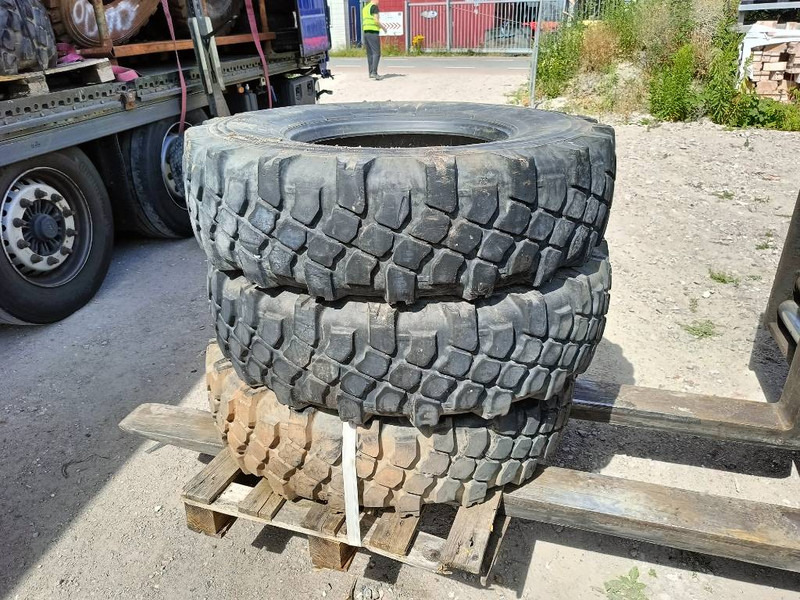 Michelin continental band 13R22.5 , 315/80R22.5 , 13R22,5 l - Гуми и джанти за Строителна техника: снимка 2 Michelin continental band 13R22.5 , 315/80R22.5 , 13R22,5 l - Гуми и джанти за Строителна техника: снимка 2