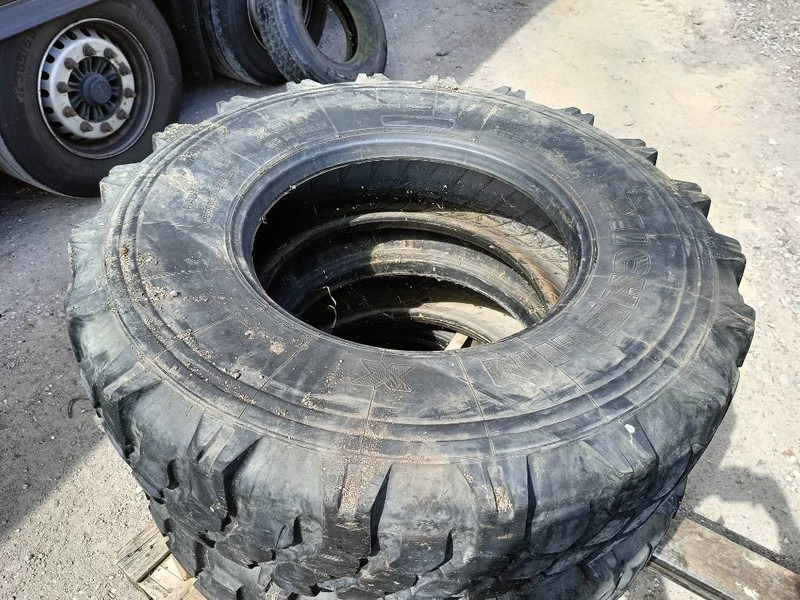 Michelin continental band 13R22.5 , 315/80R22.5 , 13R22,5 l - Гуми и джанти за Строителна техника: снимка 3 Michelin continental band 13R22.5 , 315/80R22.5 , 13R22,5 l - Гуми и джанти за Строителна техника: снимка 3