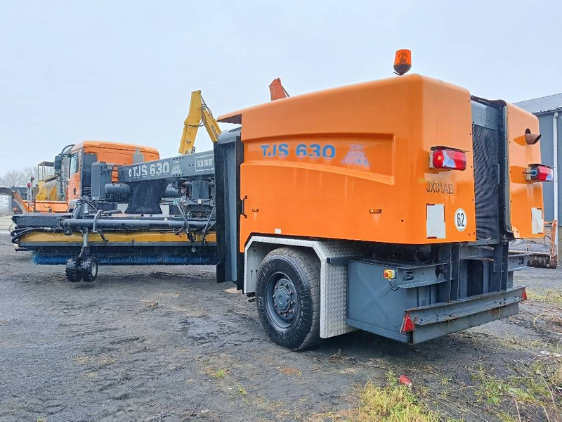 Schmidt TSJ630 man runway snow cleaning sneeuwschuif 2008 - Гребло за сняг за Селскостопанска техника: снимка 4 Schmidt TSJ630 man runway snow cleaning sneeuwschuif 2008 - Гребло за сняг за Селскостопанска техника: снимка 4