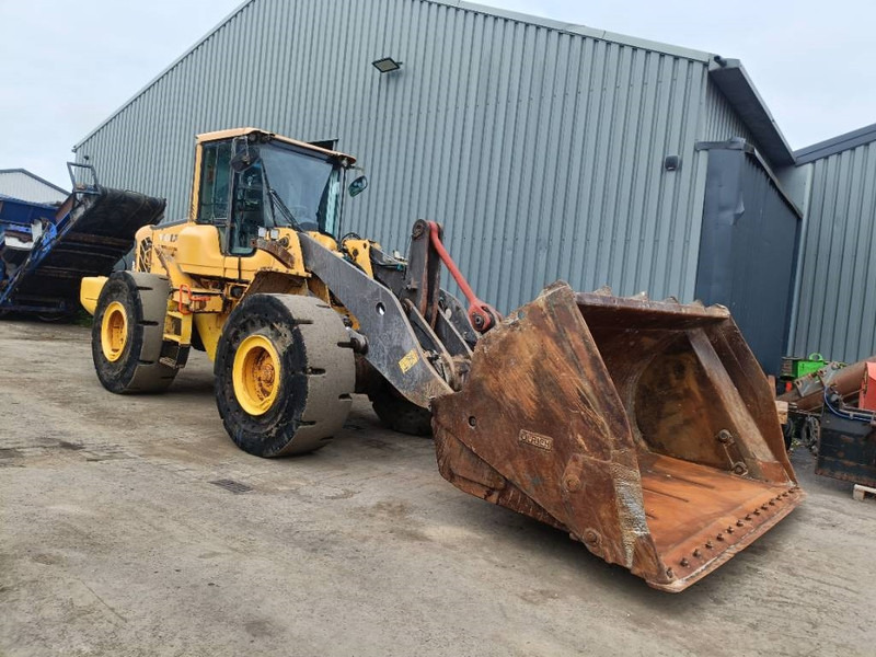 Volvo L 120 F Loader shovel wiellader - Колесен товарач: снимка 2 Volvo L 120 F Loader shovel wiellader - Колесен товарач: снимка 2