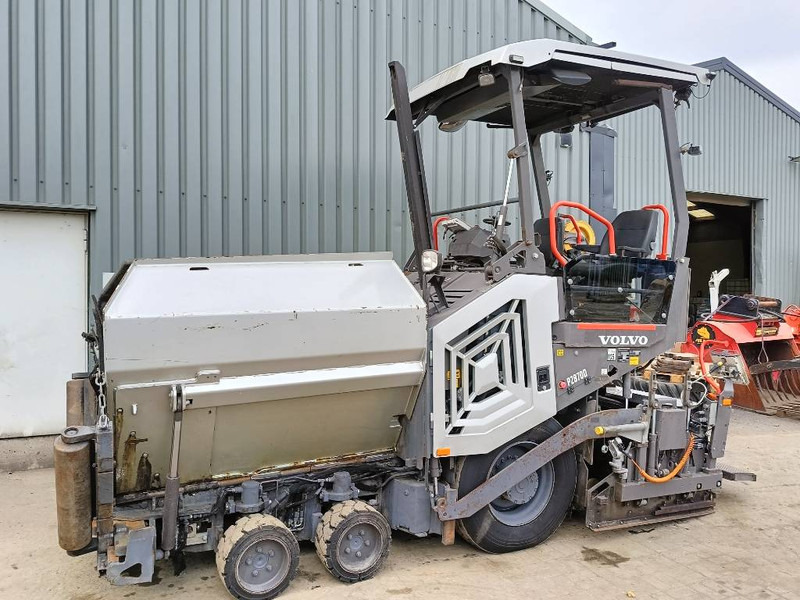 Volvo P 2870 D paver finisher asfaltmachine 2020 - Асфалтополагач: снимка 1 Volvo P 2870 D paver finisher asfaltmachine 2020 - Асфалтополагач: снимка 1