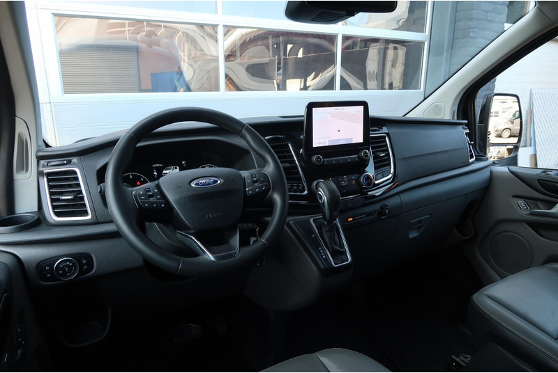 Ford Transit Custom 300 2.0 TDCI L2H1 Limited DC AUT/ LED/ CAMERA/ 2X DEUR/ LEDER/ ACC/ CARPLAY/ CLIMA/ TREKHAAK - Малък ван, Бус с двойна кабина: снимка 2 Ford Transit Custom 300 2.0 TDCI L2H1 Limited DC AUT/ LED/ CAMERA/ 2X DEUR/ LEDER/ ACC/ CARPLAY/ CLIMA/ TREKHAAK - Малък ван, Бус с двойна кабина: снимка 2