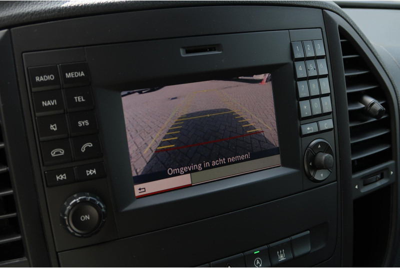 Mercedes-Benz Vito 119 CDI 4X4 AUT/ 4Matic/ CAMERA/ LED/ CLIMA/ CRUISE - Малък ван: снимка 4 Mercedes-Benz Vito 119 CDI 4X4 AUT/ 4Matic/ CAMERA/ LED/ CLIMA/ CRUISE - Малък ван: снимка 4