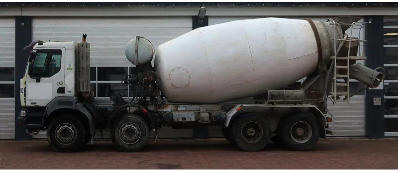 Renault Kerax 370 8X4/ MIXER/ BARYVAL 9 M3/ CRUISE CONTROL/ - Бетоновоз: снимка 4 Renault Kerax 370 8X4/ MIXER/ BARYVAL 9 M3/ CRUISE CONTROL/ - Бетоновоз: снимка 4