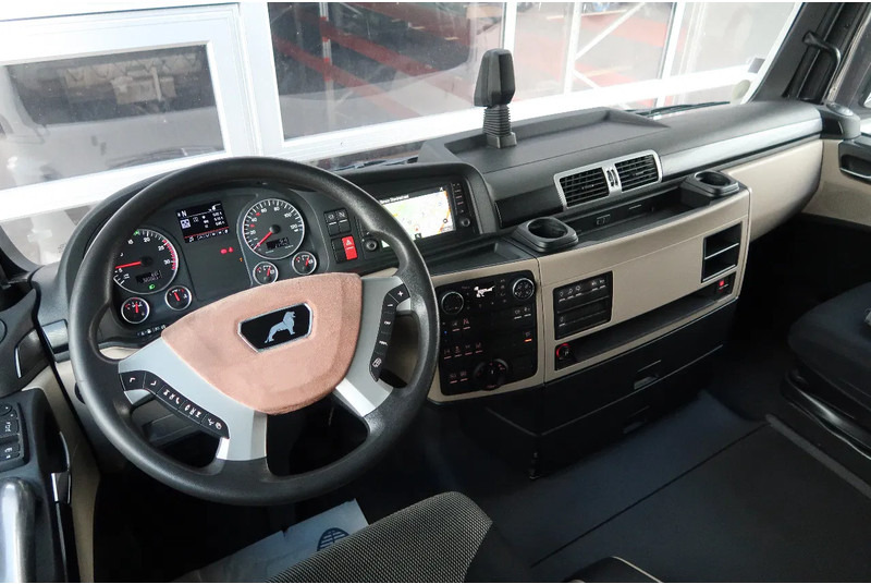 MAN TGX 26.580 6X2/4 RETARDER/ STEERED-PUSHER/ PTO/ ETC - Влекач: снимка 2 MAN TGX 26.580 6X2/4 RETARDER/ STEERED-PUSHER/ PTO/ ETC - Влекач: снимка 2