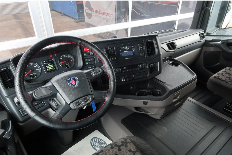 Scania R410 NGS LNG/ RETARDER/ ACC/ 2X TANK/ DIFF LOCK - Влекач: снимка 2 Scania R410 NGS LNG/ RETARDER/ ACC/ 2X TANK/ DIFF LOCK - Влекач: снимка 2