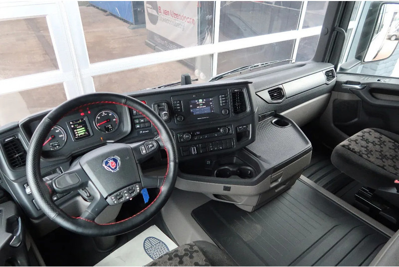 Scania R410 NGS LNG/ RETARDER/ ACC/ 2X TANK/ DIFF LOCK - Влекач: снимка 2 Scania R410 NGS LNG/ RETARDER/ ACC/ 2X TANK/ DIFF LOCK - Влекач: снимка 2