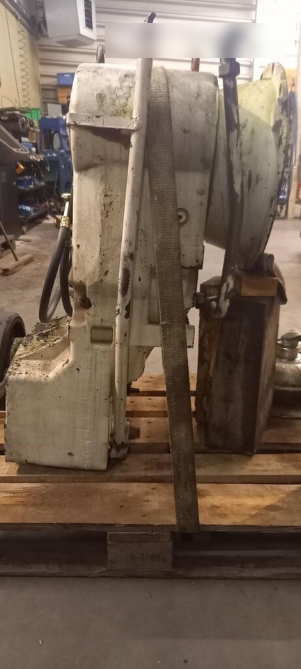ZF 5-WG-200 - Скоростна кутия: снимка 2 ZF 5-WG-200 - Скоростна кутия: снимка 2