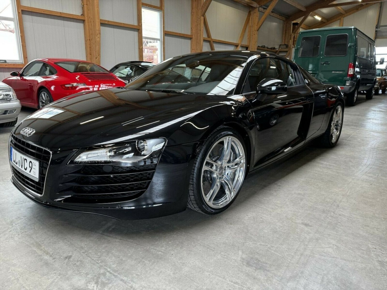 Audi R8 4.2 FSI V8 quattro Coupé Neuzustand - Купе: снимка 1 Audi R8 4.2 FSI V8 quattro Coupé Neuzustand - Купе: снимка 1