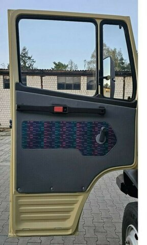 Бордови бус MERCEDES-BENZ 814 DA T2 Vario 4x4 Allrad...: снимка 6 Бордови бус MERCEDES-BENZ 814 DA T2 Vario 4x4 Allrad...: снимка 6