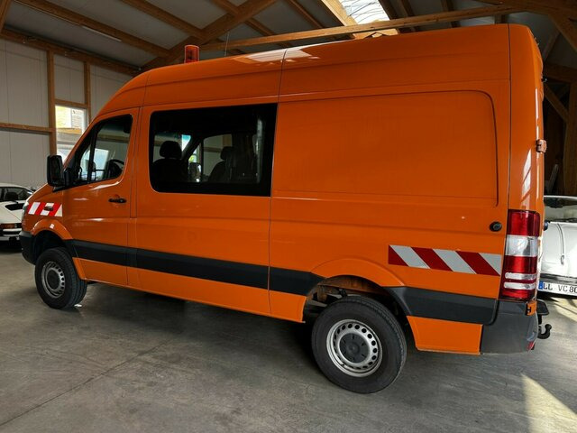 MERCEDES-BENZ Sprinter 316 CDI 4x4 Allrad 5-Sitzer... - Товарен бус, Бус с двойна кабина: снимка 3 MERCEDES-BENZ Sprinter 316 CDI 4x4 Allrad 5-Sitzer... - Товарен бус, Бус с двойна кабина: снимка 3