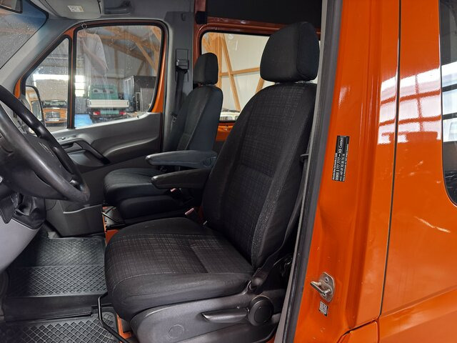MERCEDES-BENZ Sprinter 316 CDI 4x4 Allrad L2H2 1. Hand! - Товарен бус, Бус с двойна кабина: снимка 4 MERCEDES-BENZ Sprinter 316 CDI 4x4 Allrad L2H2 1. Hand! - Товарен бус, Бус с двойна кабина: снимка 4