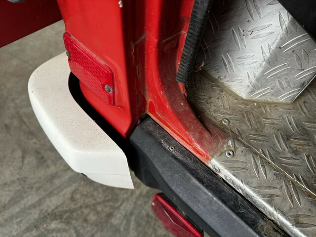 Лек автомобил MERCEDES-BENZ T1 310 D Bremer Kombi Feuerwehr1. Hand...: снимка 17 Лек автомобил MERCEDES-BENZ T1 310 D Bremer Kombi Feuerwehr1. Hand...: снимка 17