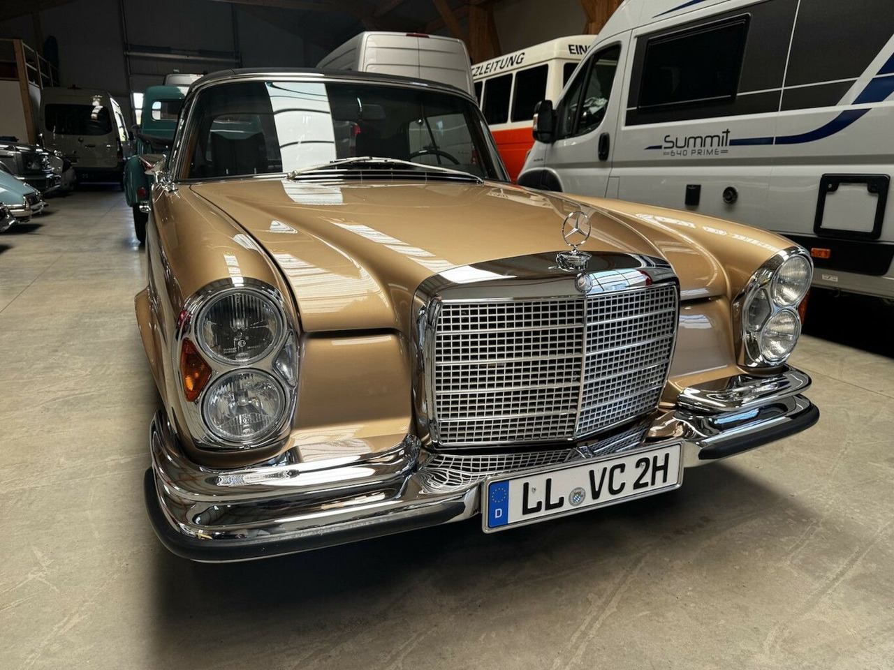 Mercedes-Benz 280 SE Cabrio W111 BRABUS-Classic Restauration - Лек автомобил: снимка 2 Mercedes-Benz 280 SE Cabrio W111 BRABUS-Classic Restauration - Лек автомобил: снимка 2