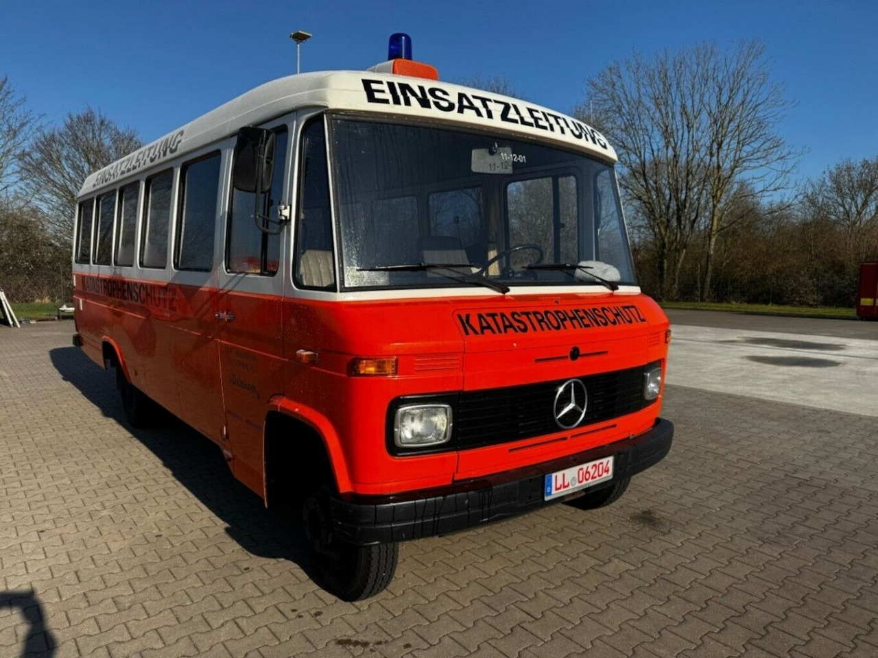 Mercedes-Benz O 309 D 608 613 Mercedes-Benz O 309D 608D H-Kennzeichen - Товарен бус: снимка 1 Mercedes-Benz O 309 D 608 613 Mercedes-Benz O 309D 608D H-Kennzeichen - Товарен бус: снимка 1