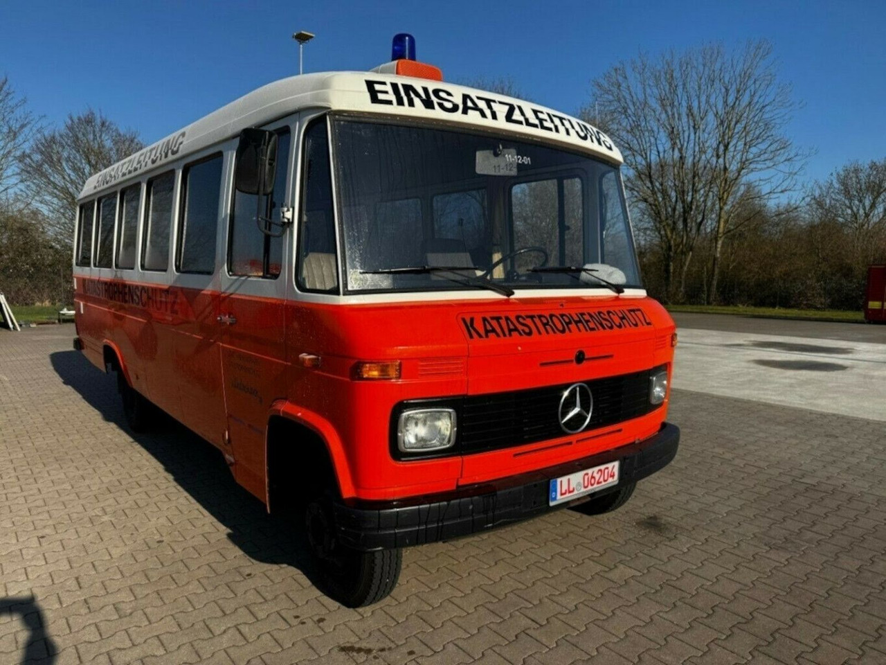 Mercedes-Benz O 309D 608D H-Kennzeichen - Кемпер ван: снимка 4 Mercedes-Benz O 309D 608D H-Kennzeichen - Кемпер ван: снимка 4