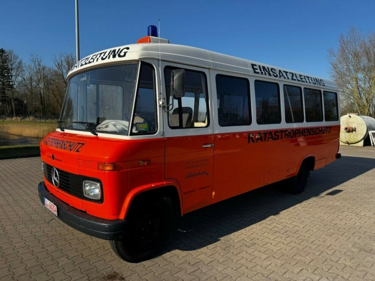 Mercedes-Benz O 309D 608D H-Kennzeichen - Кемпер ван: снимка 2 Mercedes-Benz O 309D 608D H-Kennzeichen - Кемпер ван: снимка 2