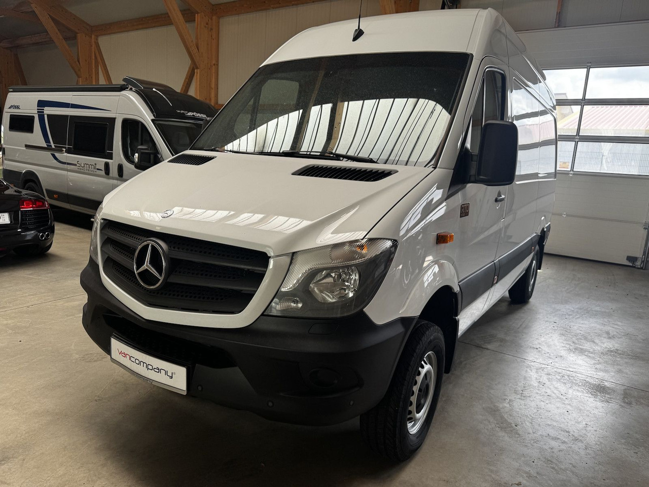 Mercedes-Benz Sprinter 319 CDI 4x4 3.0 V6 Untersetzung 1a! - Кемпер ван: снимка 2 Mercedes-Benz Sprinter 319 CDI 4x4 3.0 V6 Untersetzung 1a! - Кемпер ван: снимка 2