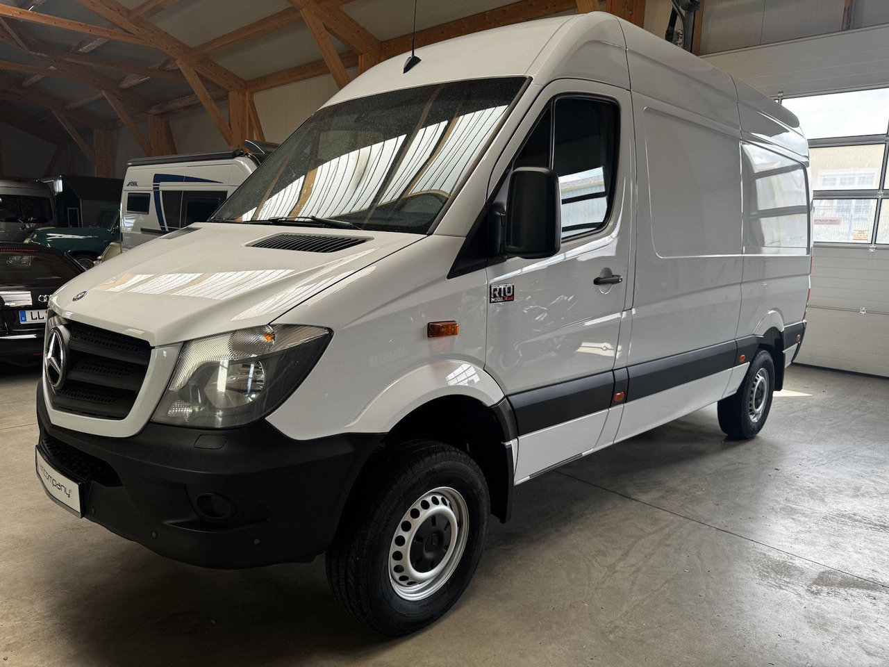 Mercedes-Benz Sprinter 319 CDI 4x4 3.0 V6 Untersetzung 1a! - Кемпер ван: снимка 1 Mercedes-Benz Sprinter 319 CDI 4x4 3.0 V6 Untersetzung 1a! - Кемпер ван: снимка 1