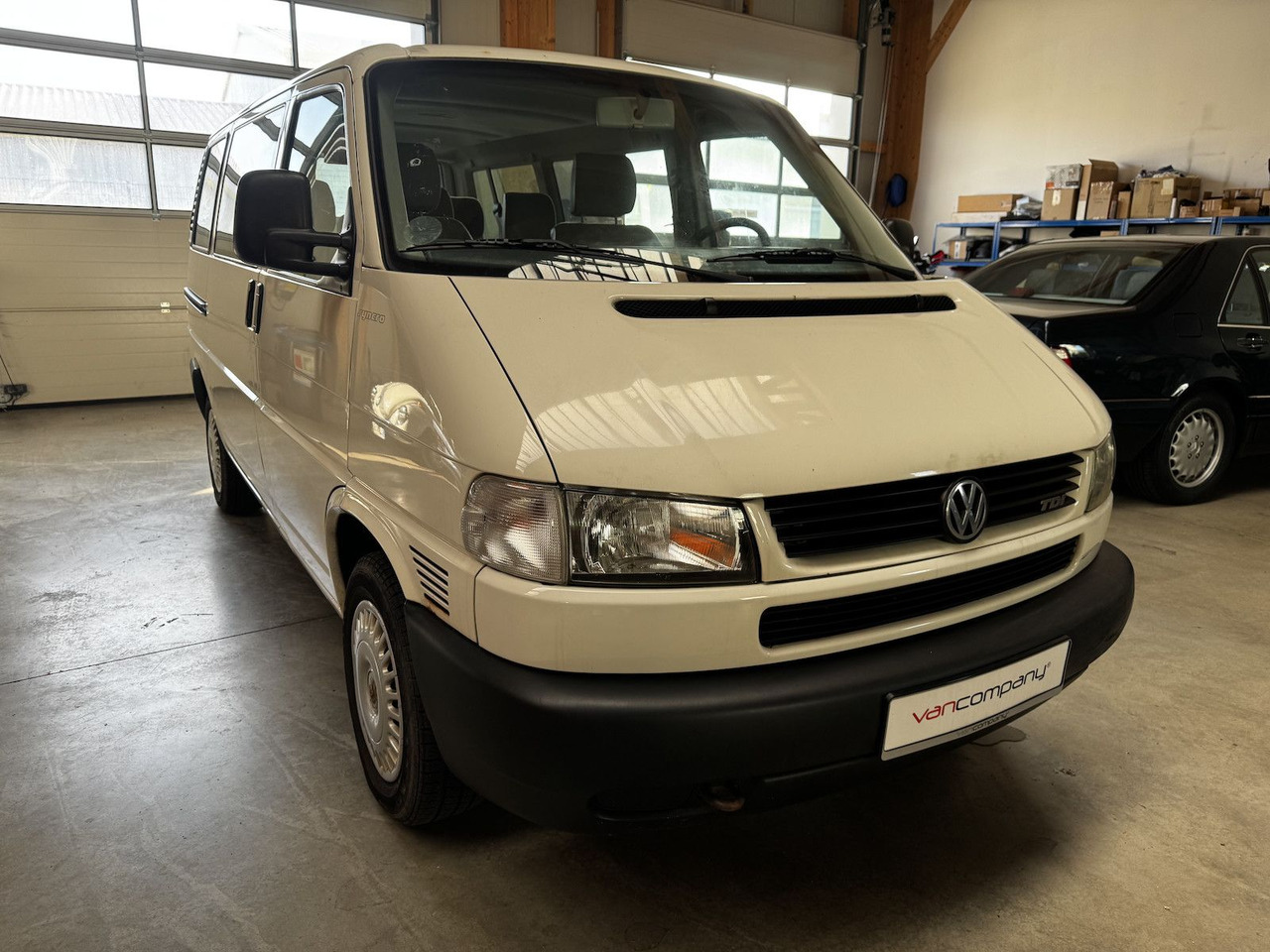 Volkswagen T4 Caravelle 2.5 TDI Syncro Sperre 1. Hand! - Комби: снимка 3 Volkswagen T4 Caravelle 2.5 TDI Syncro Sperre 1. Hand! - Комби: снимка 3