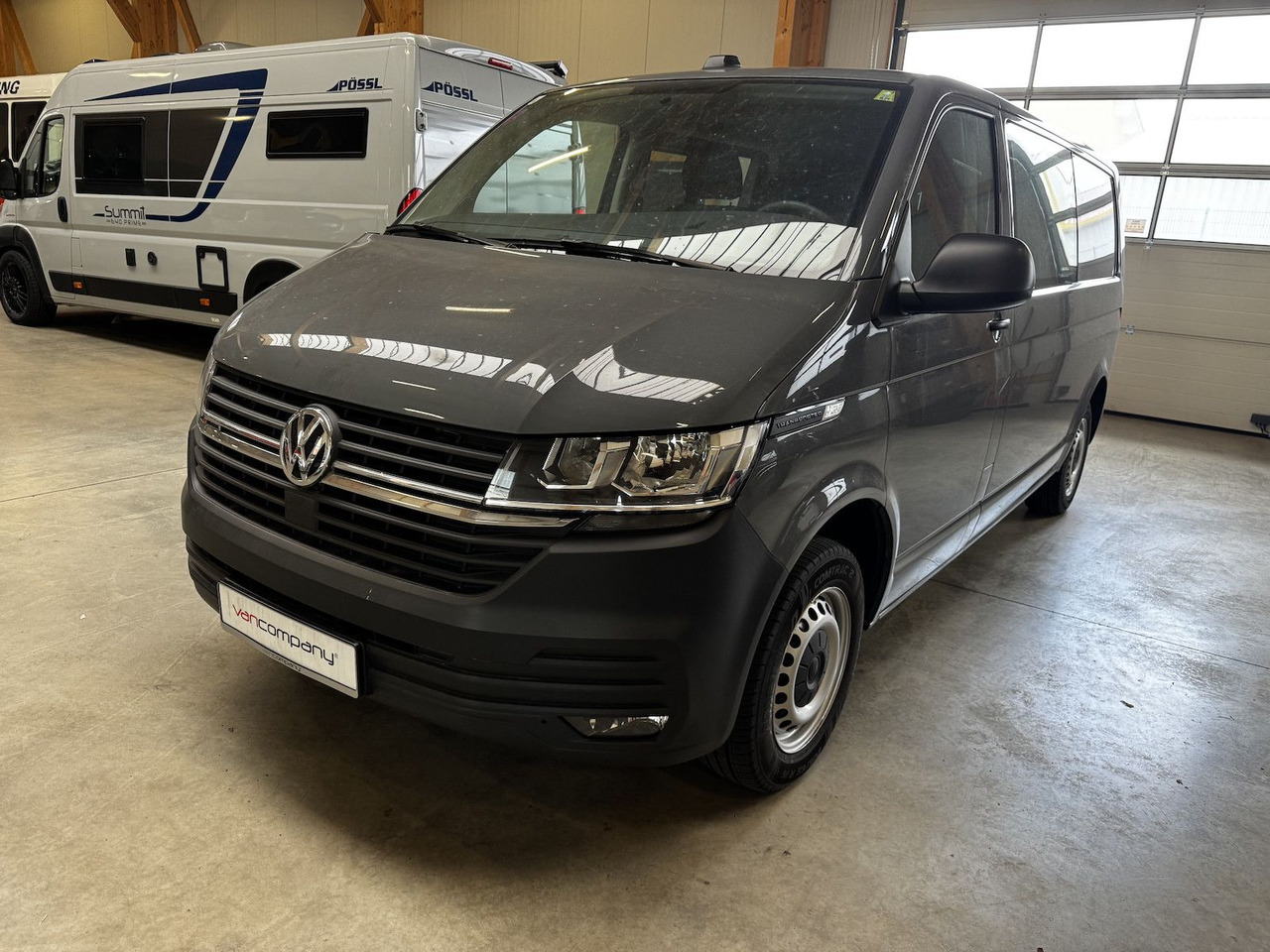 Volkswagen T6.1 lang 5-Sitzer 2.0 TDI 4Motion - Лек автомобил: снимка 2 Volkswagen T6.1 lang 5-Sitzer 2.0 TDI 4Motion - Лек автомобил: снимка 2