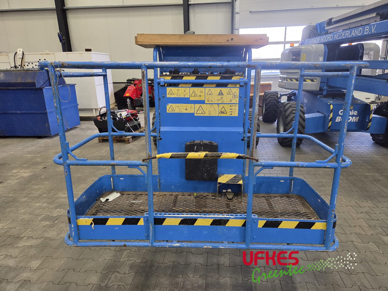 Genie Z-45/25J RT Articulated Boom Lift - Работна площадка: снимка 3 Genie Z-45/25J RT Articulated Boom Lift - Работна площадка: снимка 3