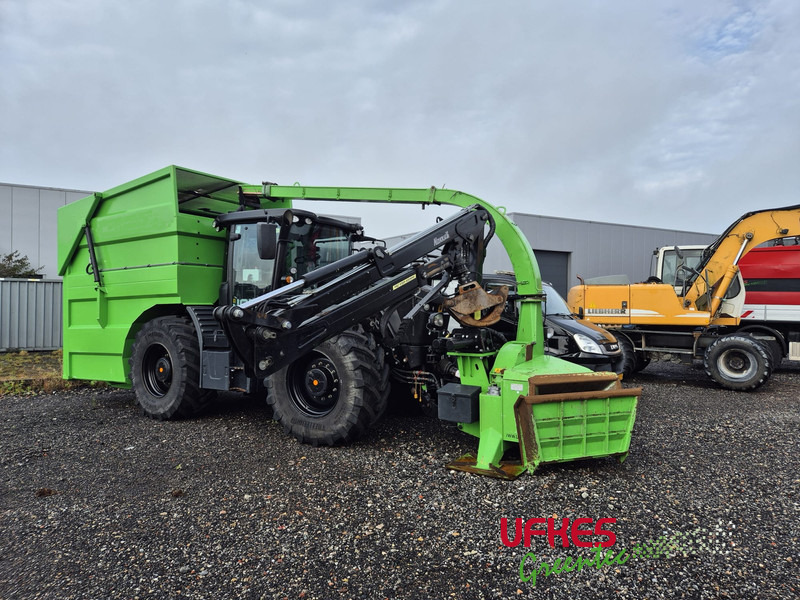 JCB Fastrac 4220 Chipper Combi - Трактор: снимка 3 JCB Fastrac 4220 Chipper Combi - Трактор: снимка 3