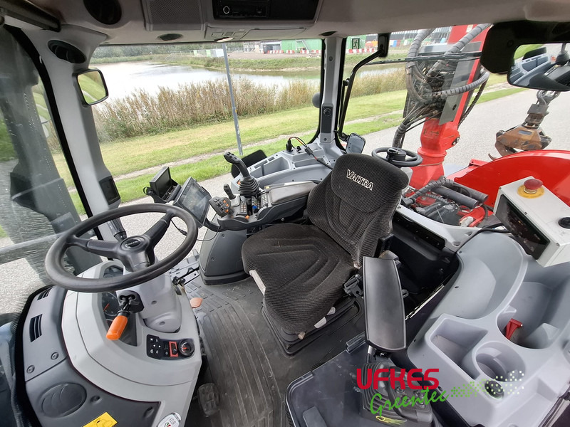 Трактор Valtra T 234 Direct TwinTrac: снимка 9