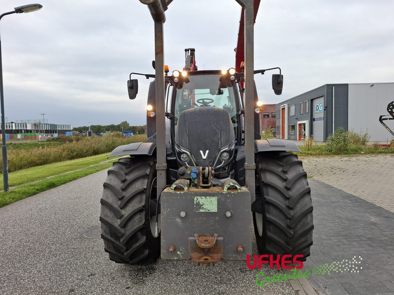 Трактор Valtra T 234 Direct TwinTrac: снимка 8